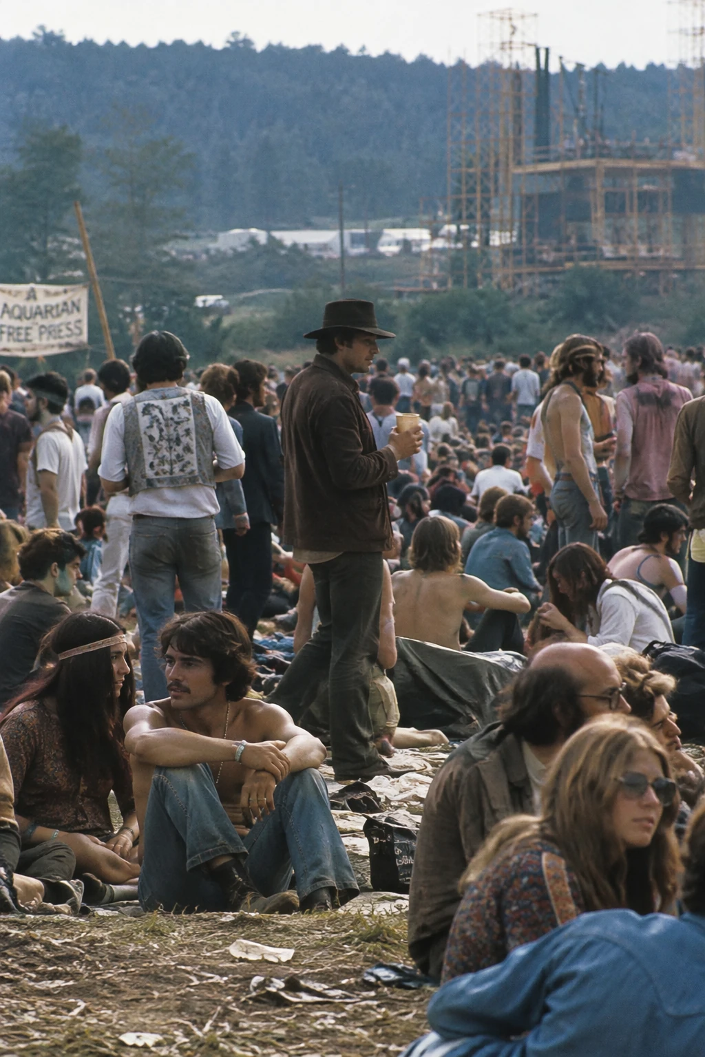 1969 年 8 月紐約州貝瑟爾的人群場景（GPT Image 2.5 Sunburst）